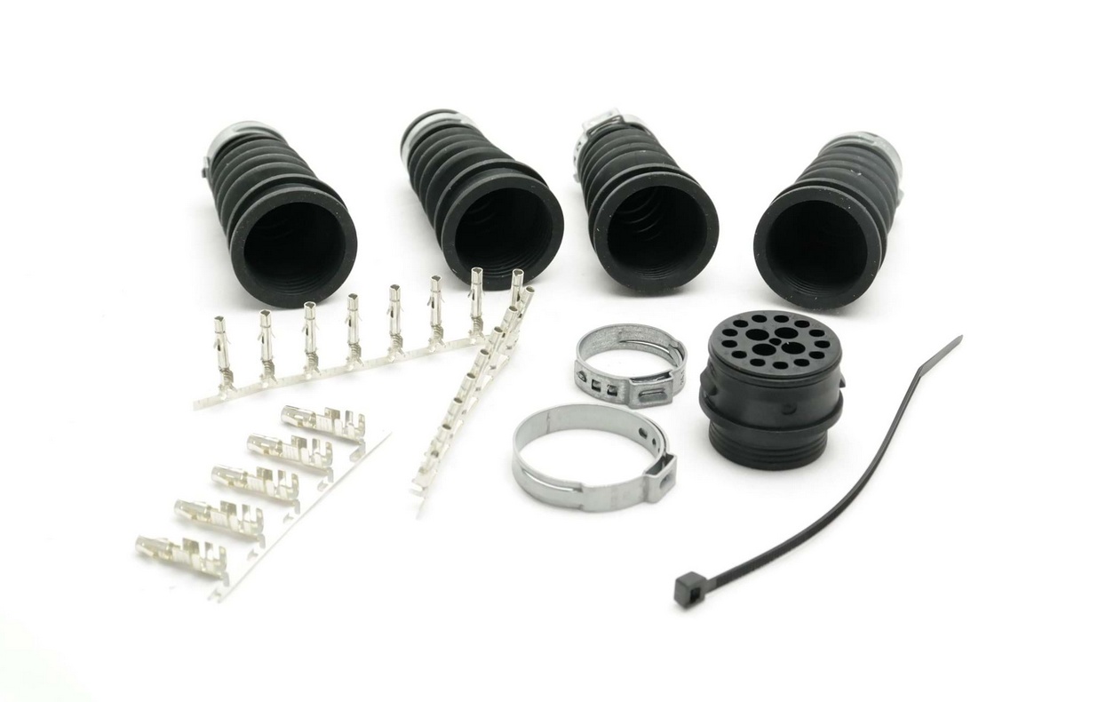 Zástrčka 17-pol. ASS3